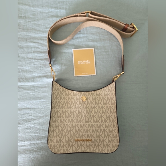 Michael Kors Beige and Brown Women's Bag - Picture 4 of 4